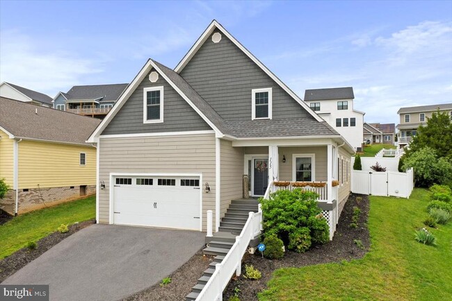 Building Photo - 115 Beauregard Dr