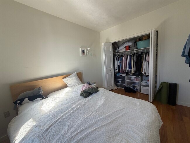 Building Photo - 701 Massachusetts Ave