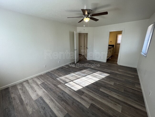 Building Photo - 3060 Ironwood Ct