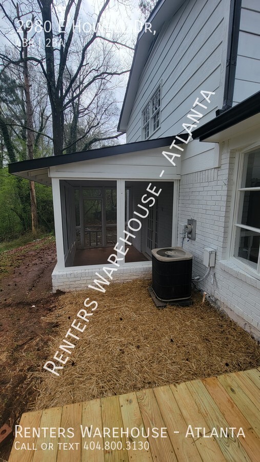 Building Photo - Fully Renovated 4 Bedroom in Lawrenceville!