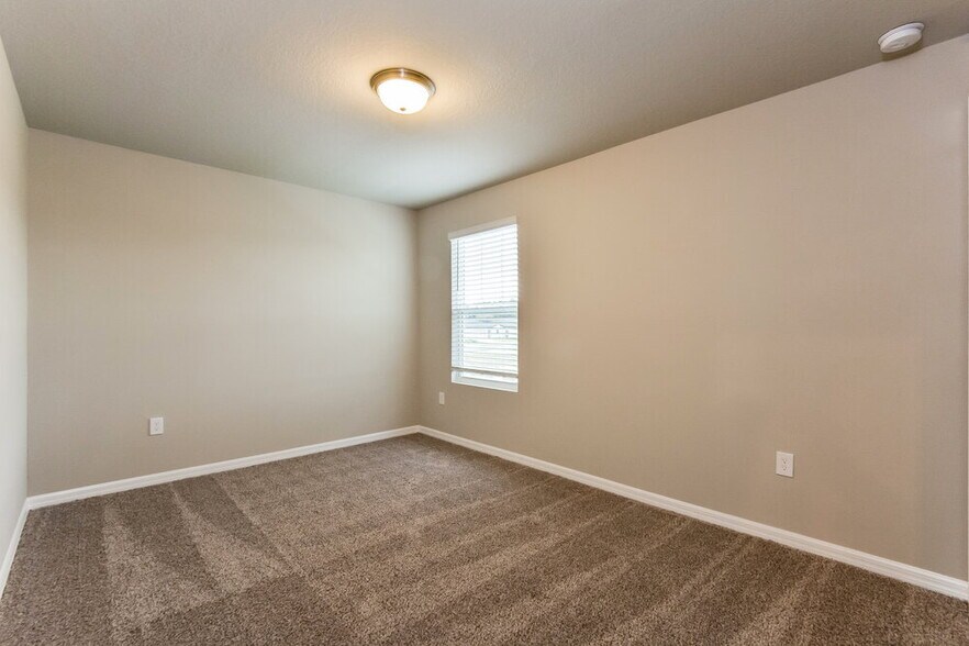 Building Photo - 1510 Branchwood Ln