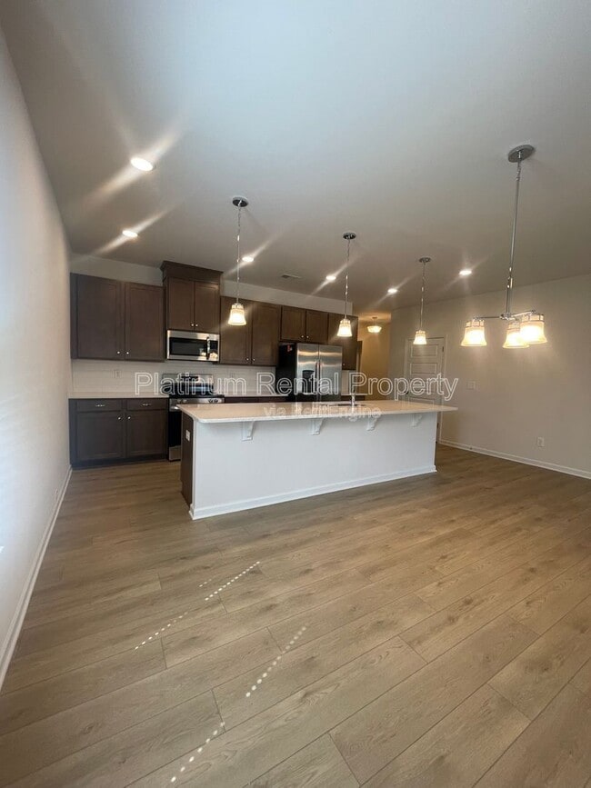 Building Photo - 32 Thedford Dr