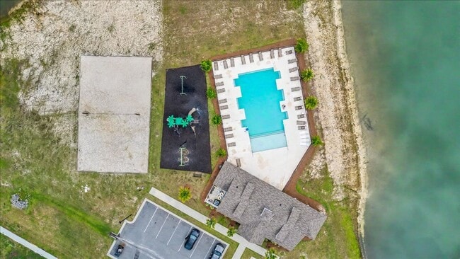 Building Photo - 4 Bed/3.5 Bath Home in The Palms at New Hampstead
