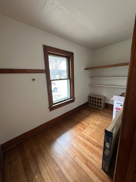 Building Photo - 401 N Hubbard St