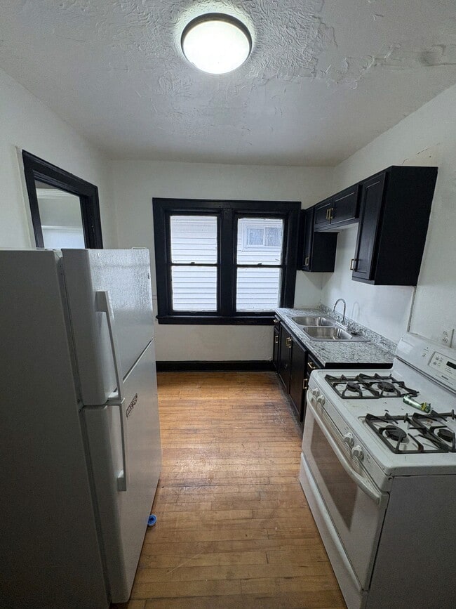 Building Photo - 2014 N 35th St
