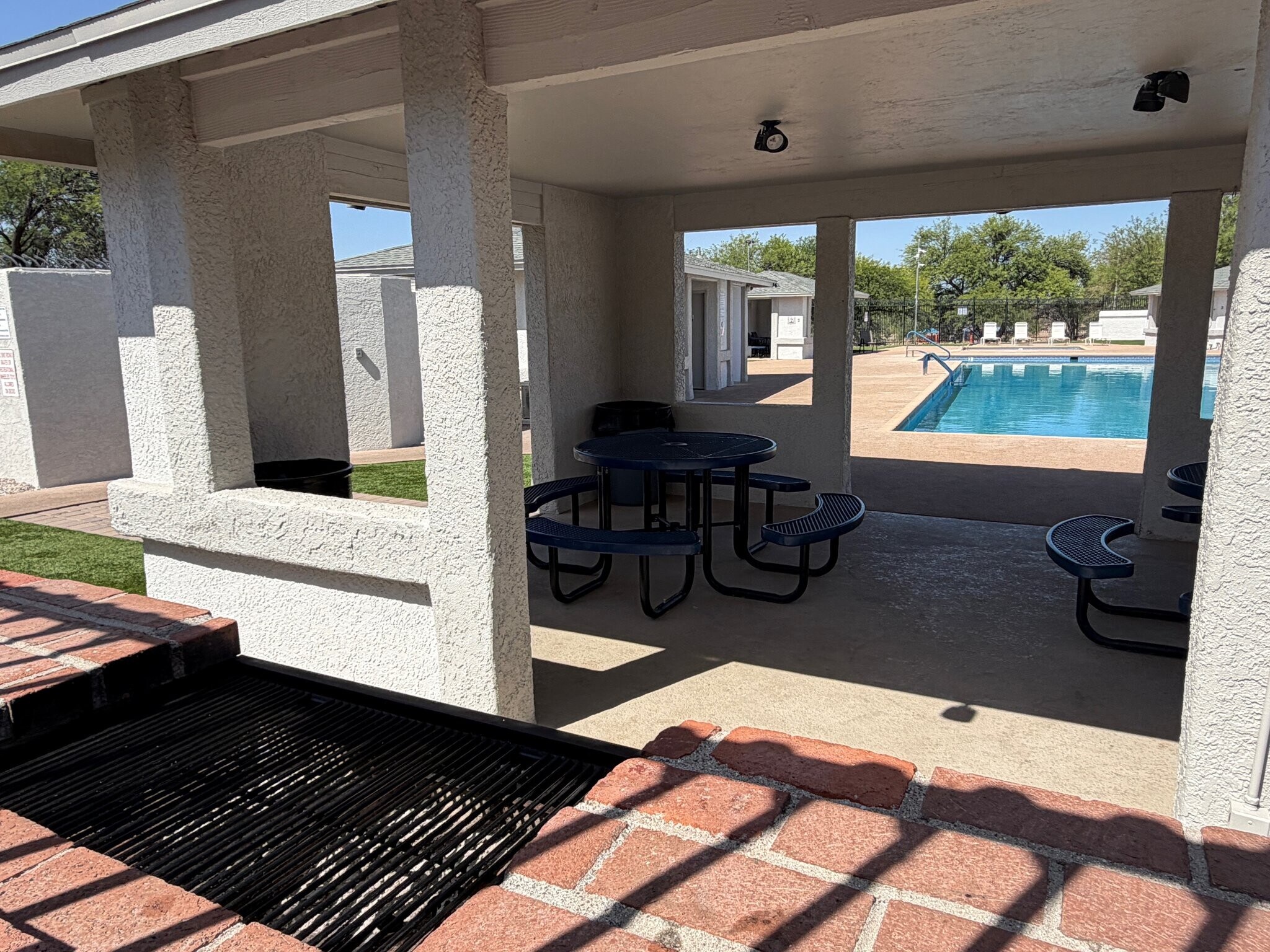 Building Photo - 4620 W Bluebell Way