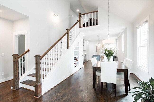 Building Photo - 797 Tift Ave SW