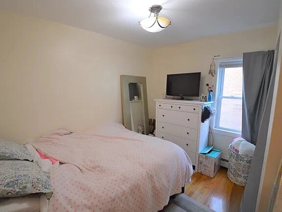 Building Photo - 345 Market St