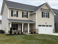 Building Photo - Maryville 37803 - 3 bedroom 2.5 bath - contact Vicki Everbach 865-679-1715