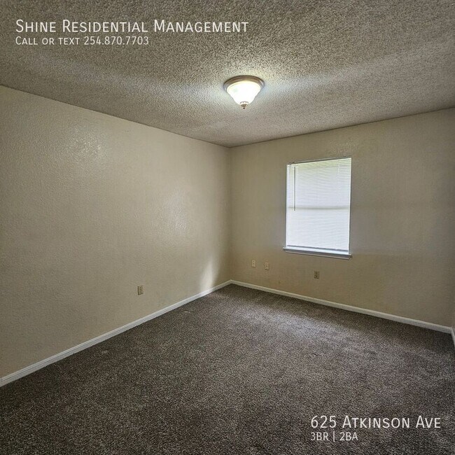 Building Photo - 625 Atkinson Ave