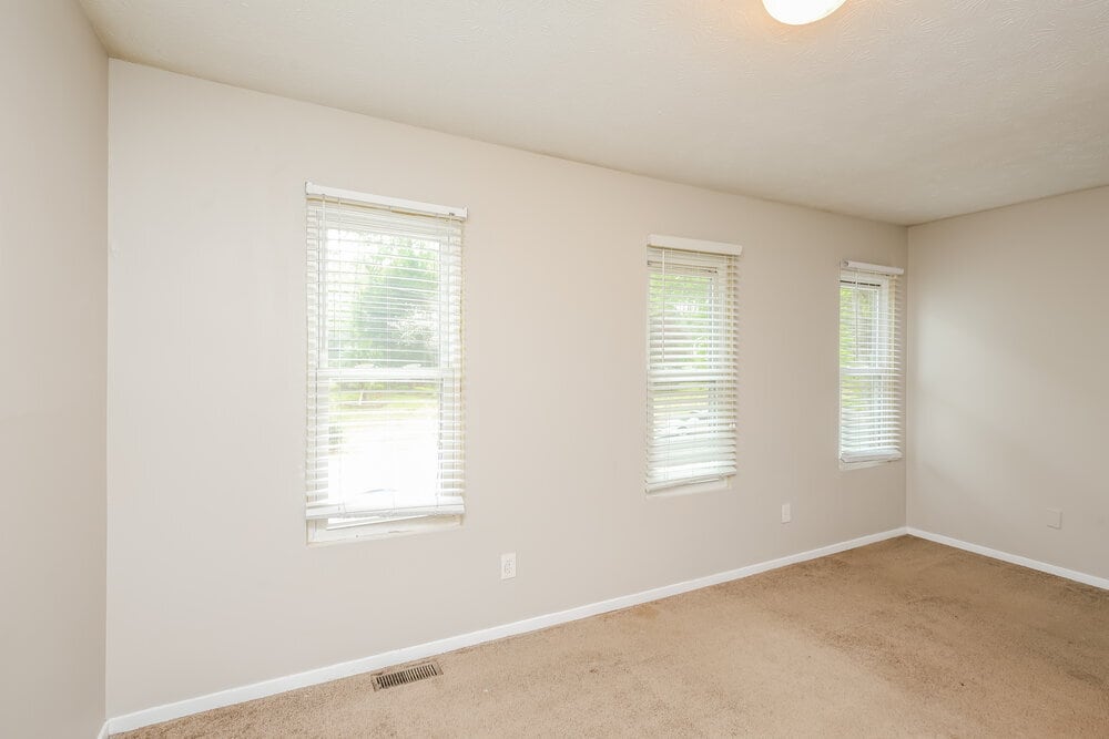 Building Photo - 2669 Crystal Ln