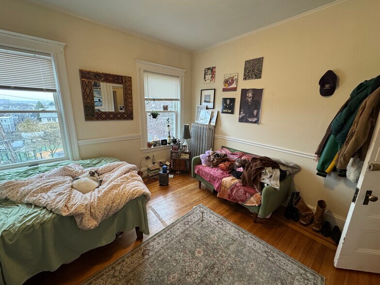 Building Photo - 51 Ibbetson St