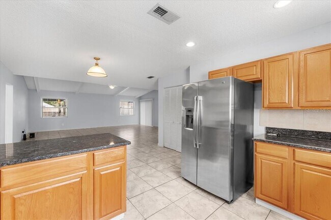 Building Photo - 508 Glade Ct