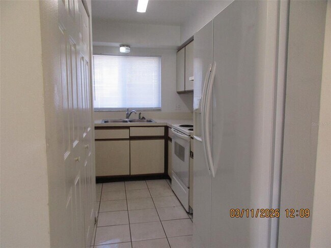 Building Photo - 131 Jones Ln