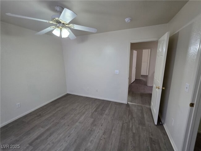 Building Photo - 8453 Vast Horizon Ave