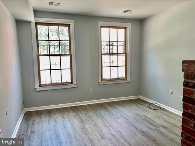 Building Photo - 508 S Juniper St