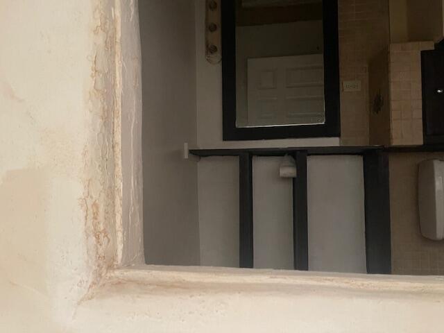 Building Photo - 82481 Valencia Ave