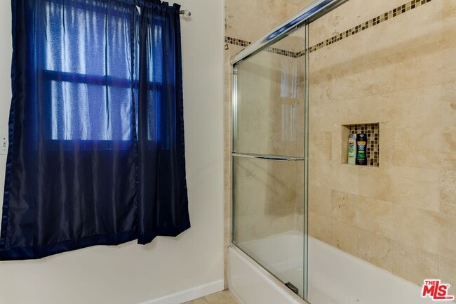 Building Photo - 11257 Collett Ave