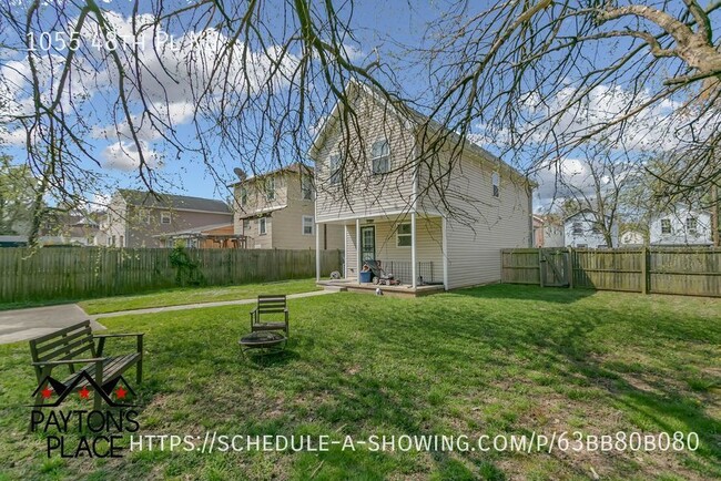 Building Photo - Spacious Single Family home with Huge Back...