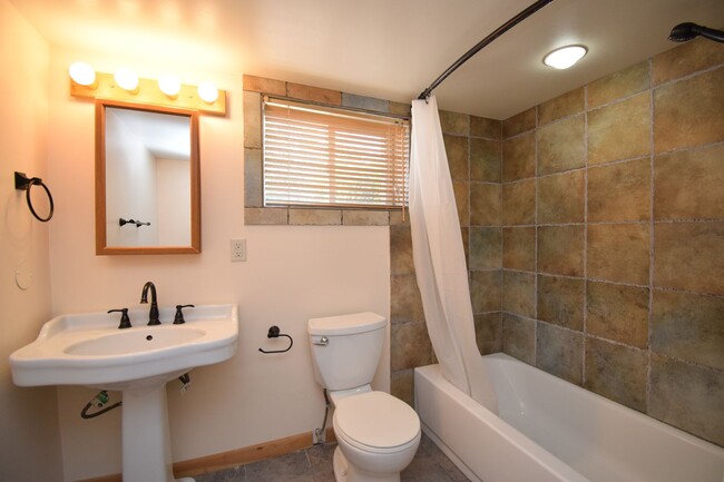 Building Photo - Amazing Home in Millcreek with Backyard Oasis!