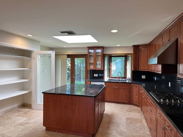 Building Photo - 3530 S Bentley Ave