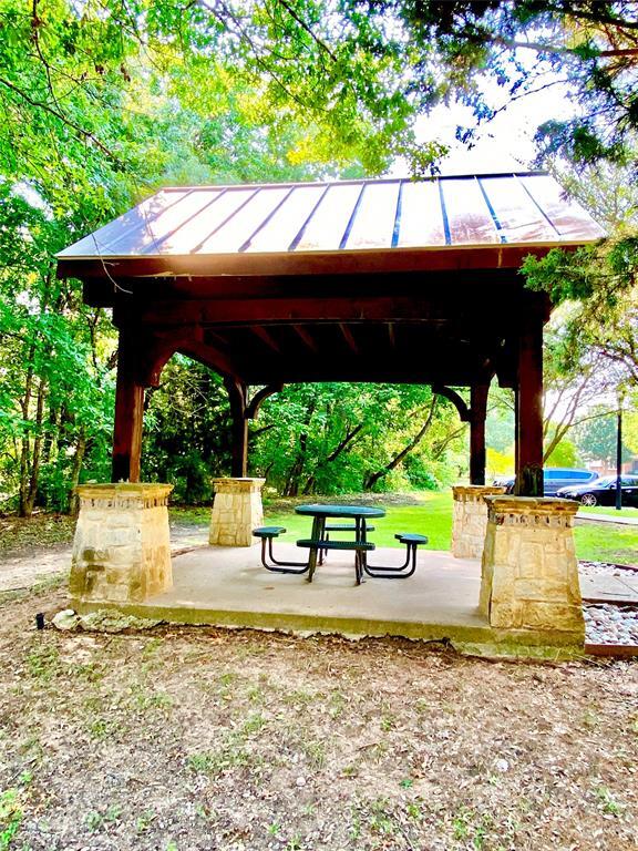Building Photo - 2914 Whispering Pine Blvd