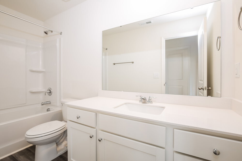 Building Photo - 292 Babbling Brk Dr