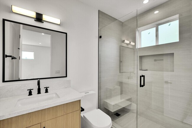 Building Photo - 5022 Cahuenga Blvd