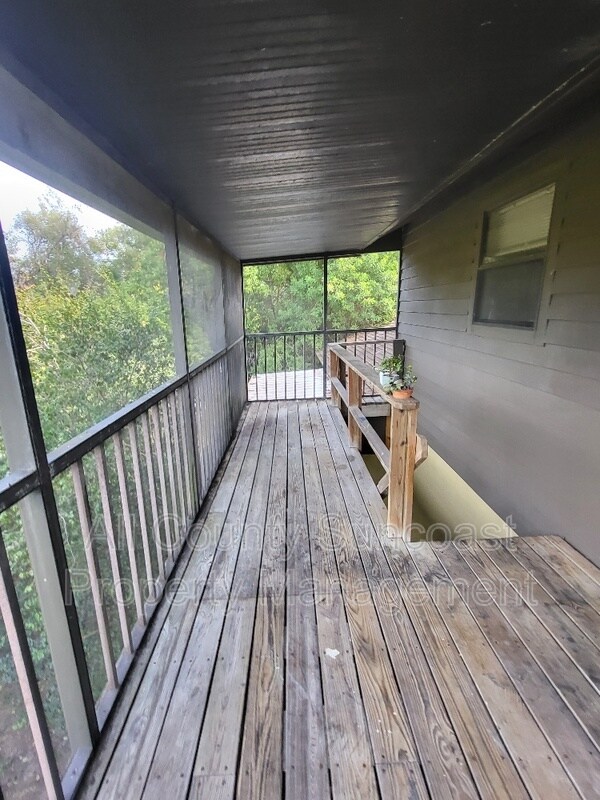 Building Photo - 512 E Curlew Pl