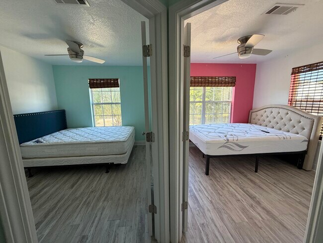 Building Photo - 114 Rearden Wy