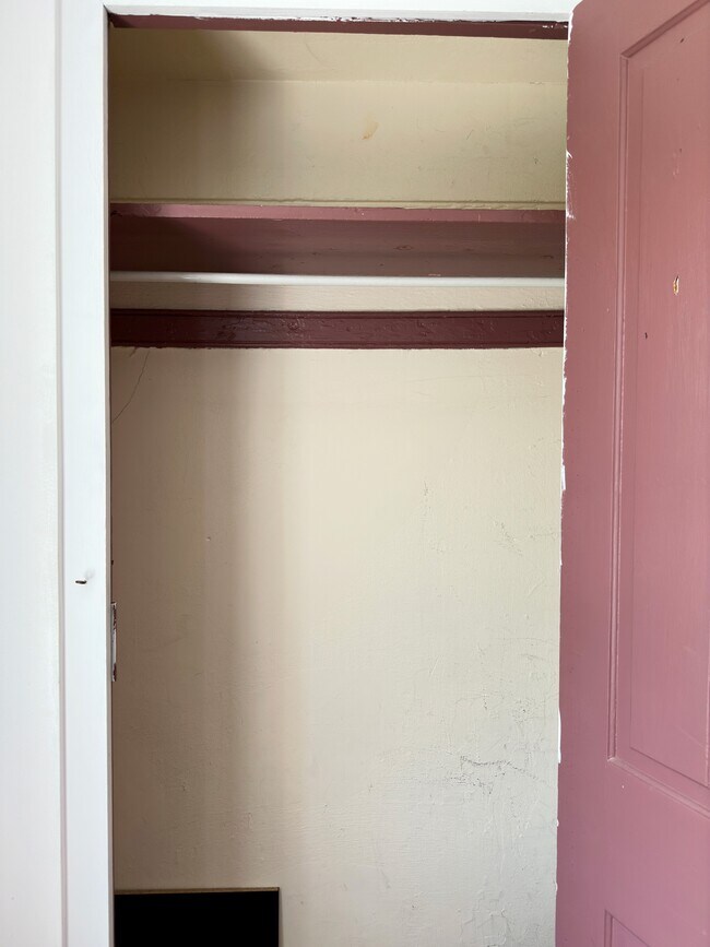 Building Photo - 1232 N Hancock St