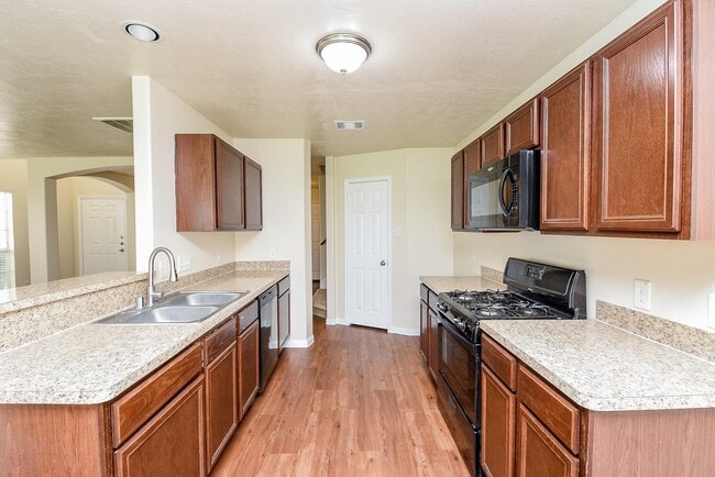 Building Photo - 2518 Bammelwood Dr