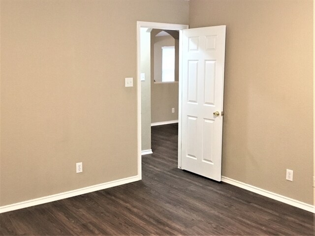 Building Photo - 8715 Snow Goose