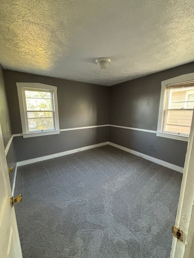 Building Photo - Beautifully Renovated 3-Bedroom Home – Sec...