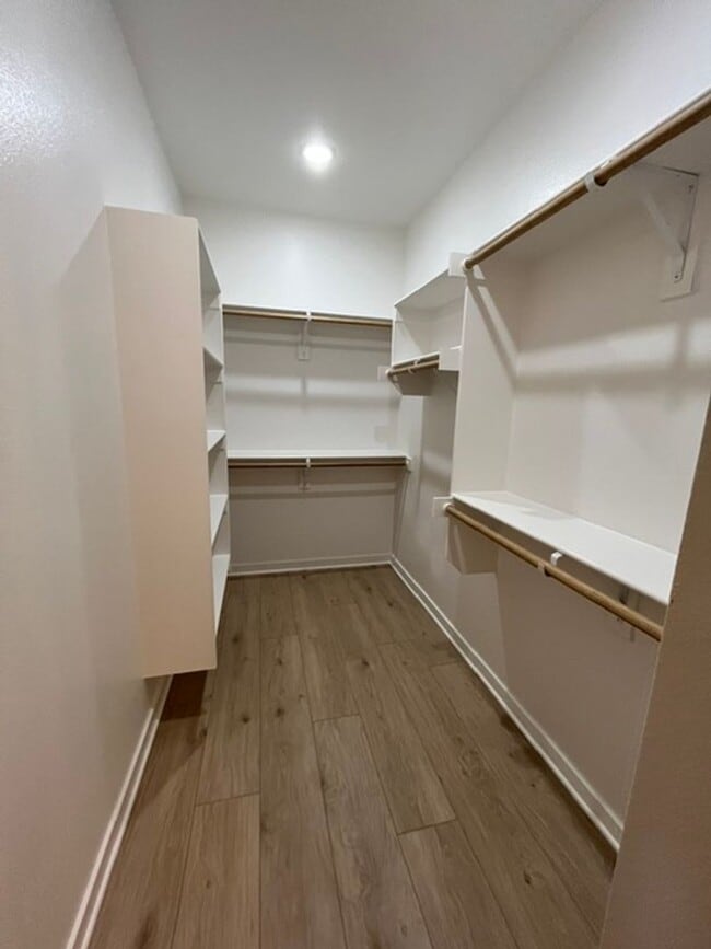Building Photo - Great 4 bedroom New Construction!