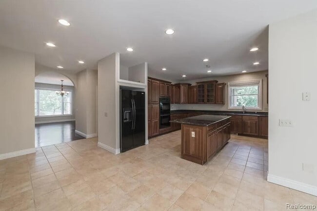 Building Photo - 1591 Eagle Trail