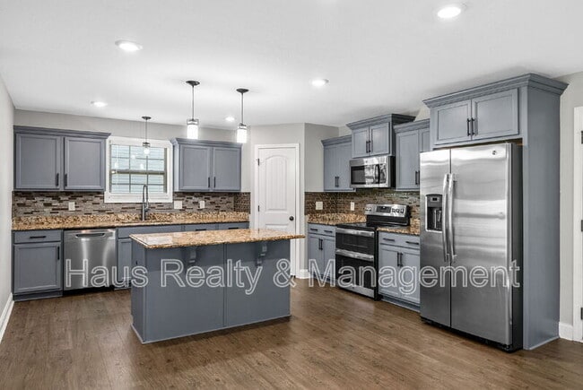 Building Photo - 150 Sycamore Hill Dr