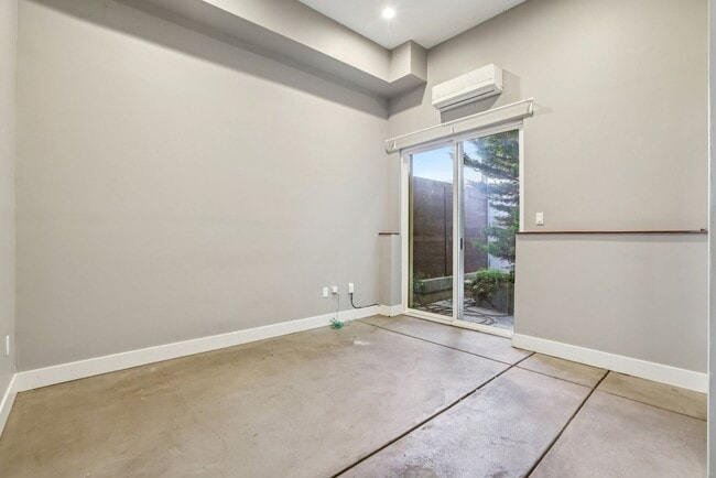 Building Photo - 5610 Martin Luther King Jr Way