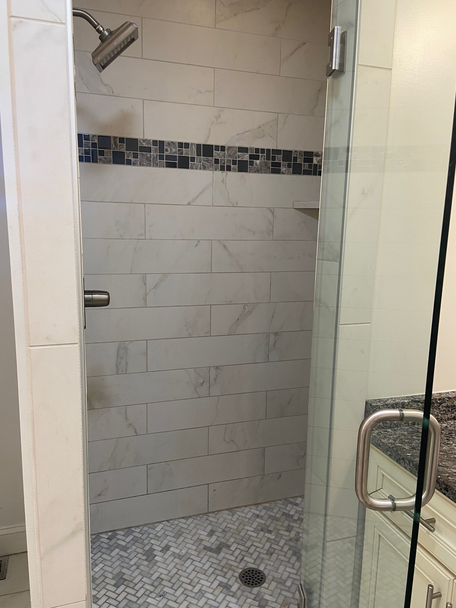 Building Photo - 907 Irving Rd