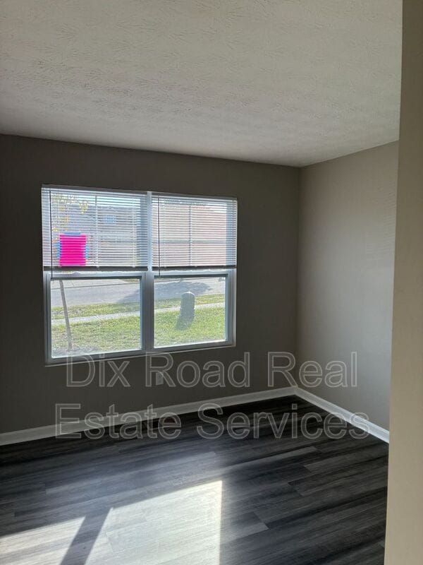 Building Photo - 2131 Pumpkin Ridge Ct