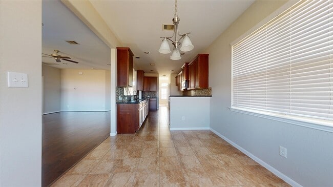 Building Photo - 20254 Fossil Valley Ln