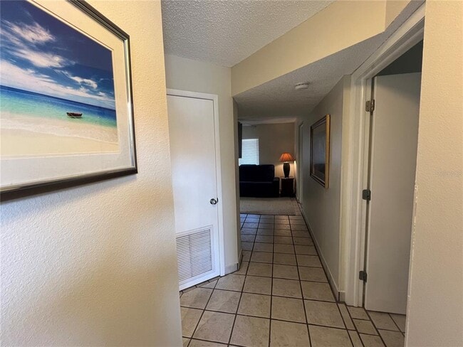 Building Photo - 1515 PINELLAS BWY