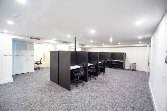 Building Photo - 11 Island Ave