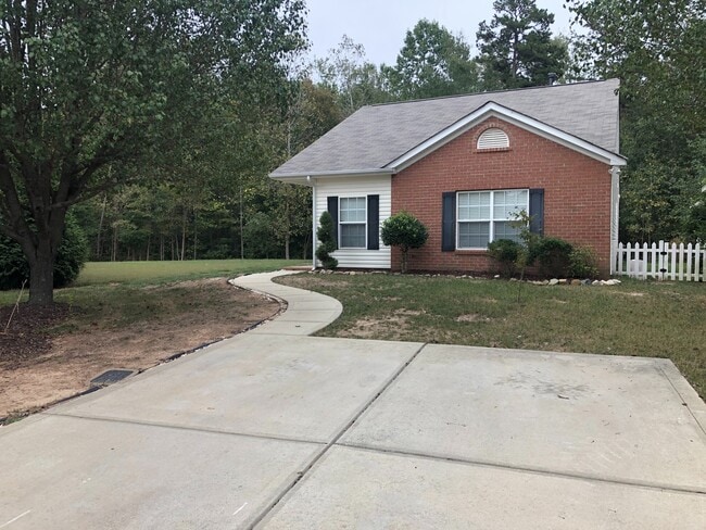 Primary Photo - Waxhaw Location!