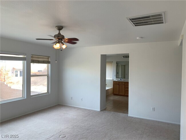 Building Photo - 7615 Ironwood Knoll Ave