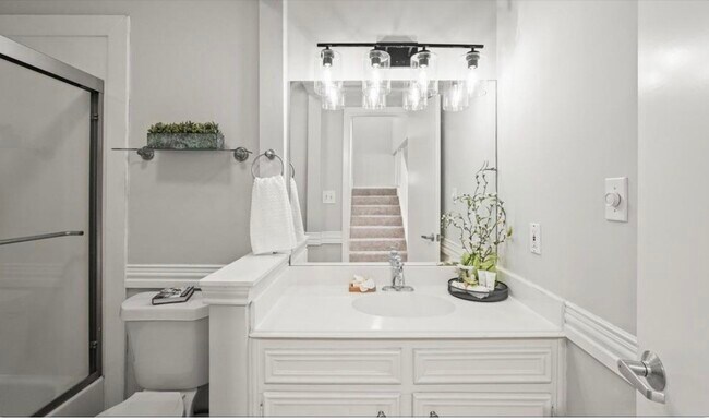 Building Photo - 3502 Burlington St