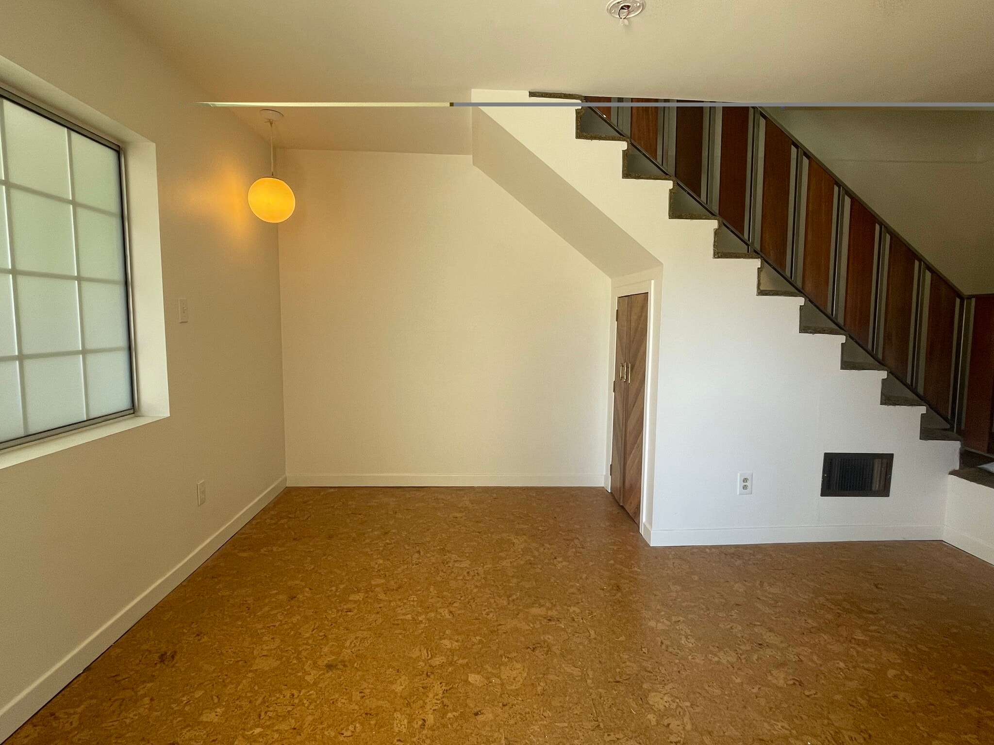 Building Photo - 1827 Oak Tree Dr