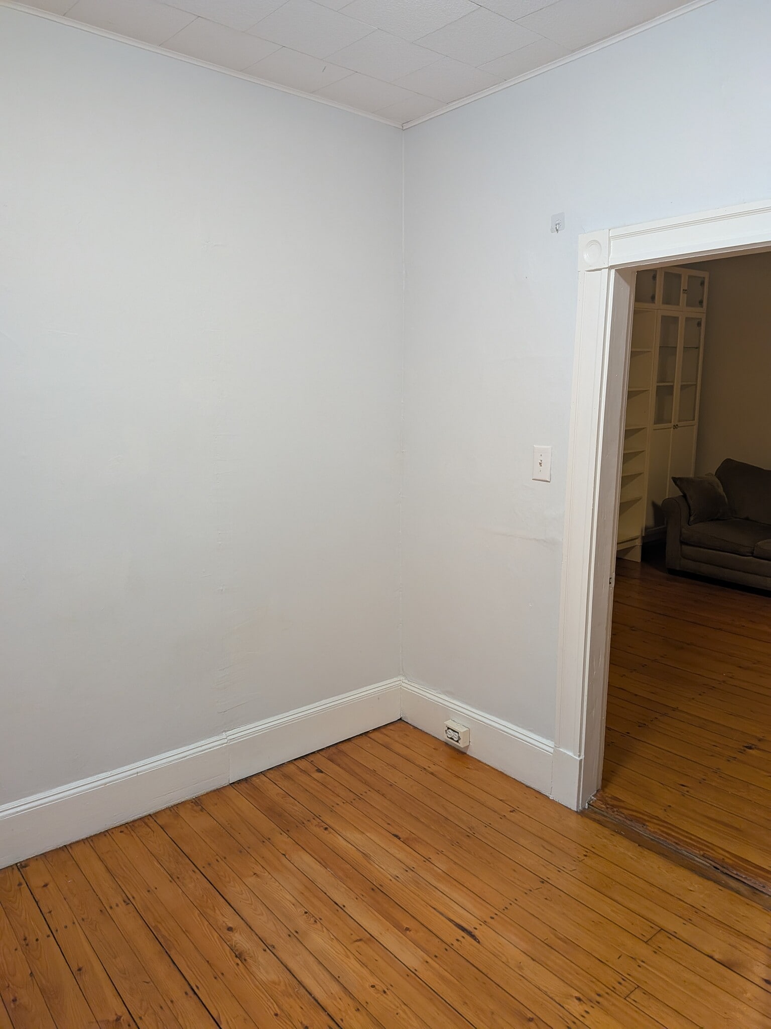 Building Photo - 184 Otis St
