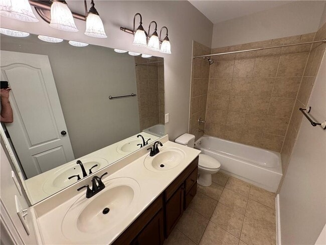 Building Photo - 5055 Hastings Terrace