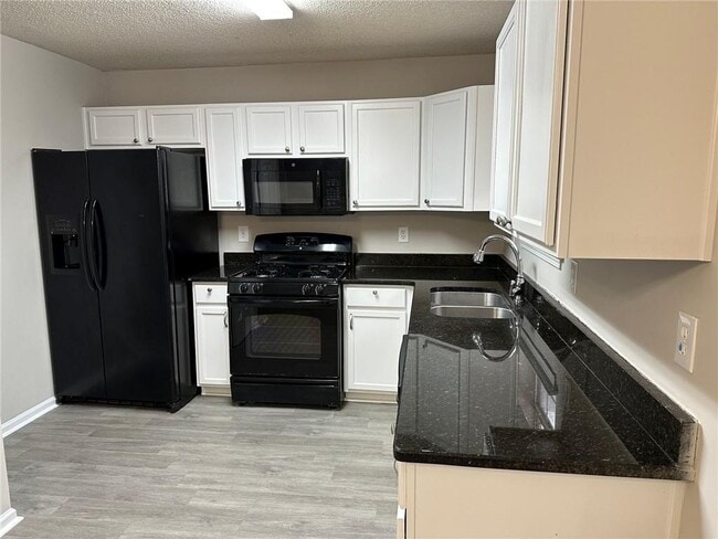 Building Photo - 6558 Pole Creek Dr